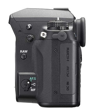 Illustration for article titled Pentax's Rugged, 720p-Shooting K-7 DSLR Will Cost $1300